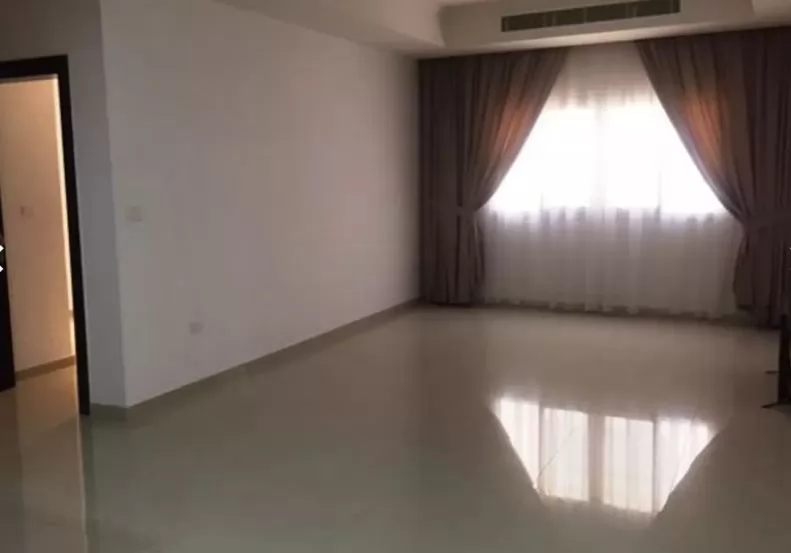 Residential Property 2 Bedrooms S/F Apartment  for rent in Al-Sadd , Doha-Qatar #9523 - 3  image 
